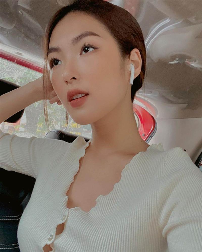 C N C Nh Nhan S C C A Hot Girl Tu I Khi N Jack Kh N Kh Trong Mv M I G Y B O M Ng Ch Sau