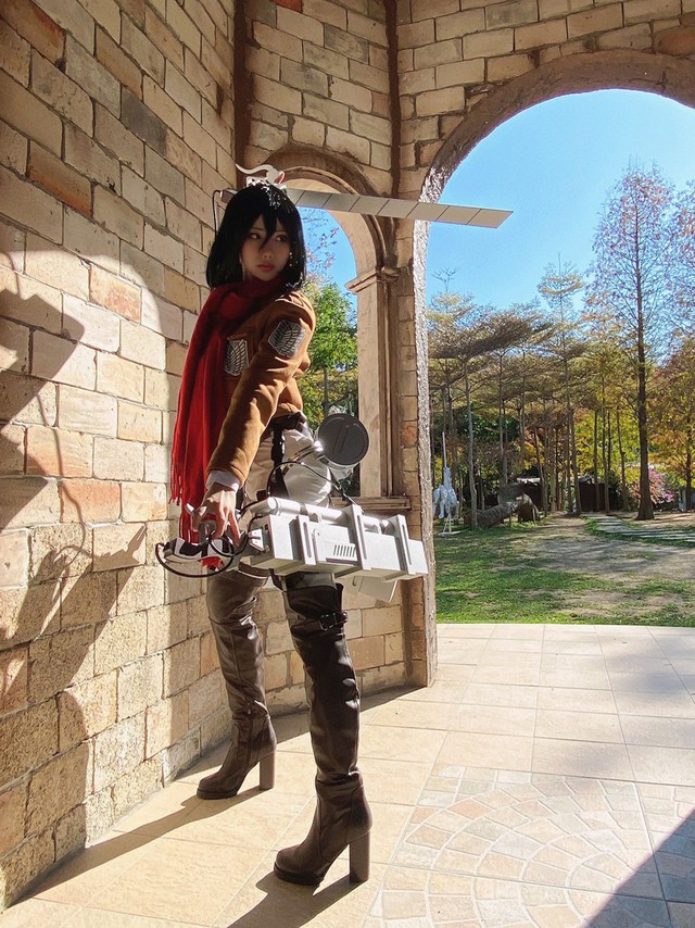 Ngày nghỉ lễ đầu tiên, ngắm nàng Mikasa siêu xinh đẹp của Attack on Titan khoe body gợi cảm nào! - Ảnh 22.
