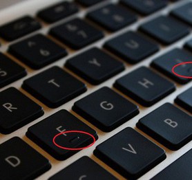 Điều thú vị về 2 nút F và J trên bàn phím máy tính