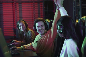 Hàng trăm phần quà công nghệ tại Ngày hội Game Việt Nam
