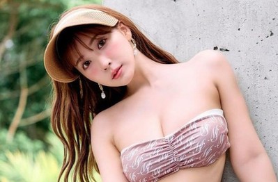 Đời tư hỗn loạn của nữ diễn viên Nhật Bản yêu cùng lúc 2 nam ca sĩ