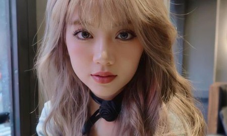 Hot girl 2K làng game cập nhật giao diện mới, buông một câu hờ hững khiến anh em xôn xao