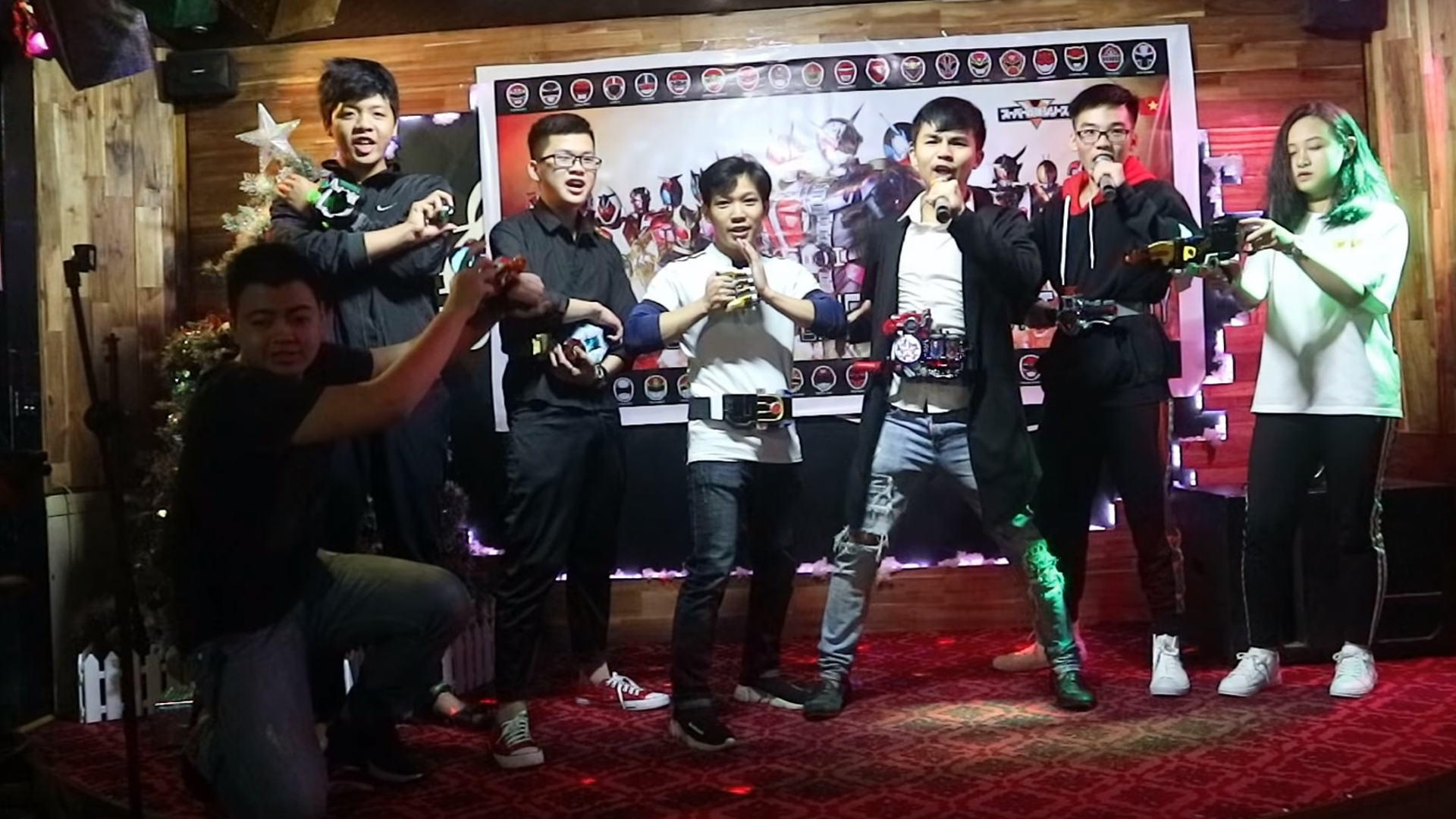 Siêu nhân đầu tiên của Việt Nam: Chiến Đội Vệ Thú - Khi giấc mơ tuổi thơ chắp cánh bay xa - Ảnh 3.