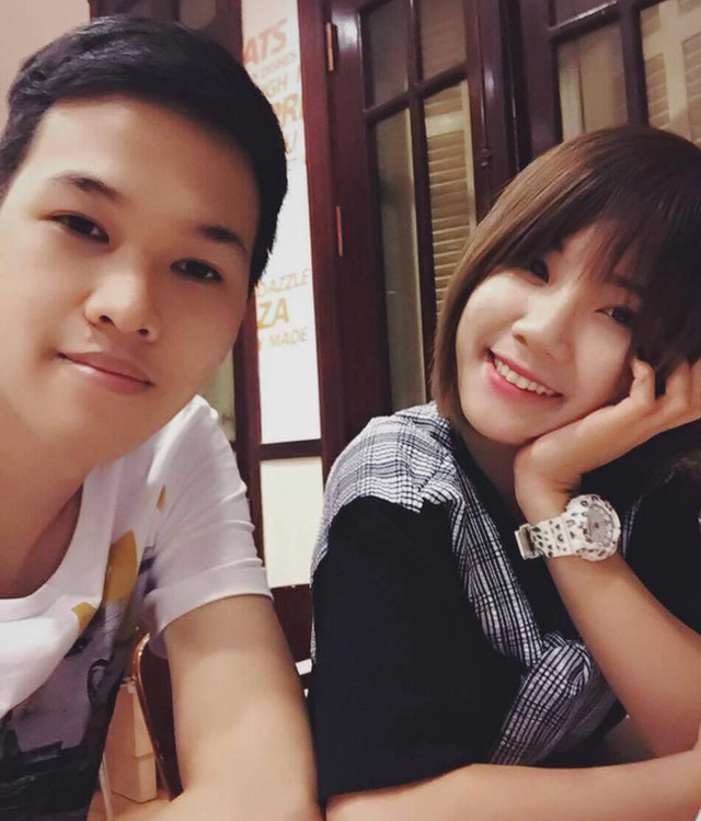 AoE: Sau 45 ngày công khai bạn gái trên facebook cá nhân, Chim Sẻ Đi Nắng chính thức làm đám hỏi - Ảnh 7. AoE: Sau 45 ngày công khai bạn gái trên facebook cá nhân, Chim Sẻ Đi Nắng chính thức làm đám hỏi - Ảnh 7.
