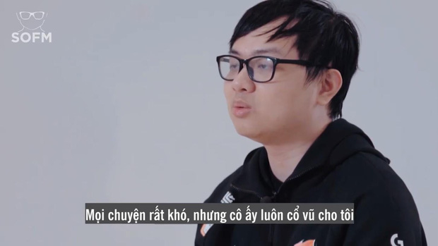 Phóng sự về SofM: Đã từng có ý định giải nghệ vào năm 2019, gửi lời cảm ơn bạn gái sau khi giành vé vào Playoff - Ảnh 7. Phóng sự về SofM: Đã từng có ý định giải nghệ vào năm 2019, gửi lời cảm ơn bạn gái sau khi giành vé vào Playoff - Ảnh 7.