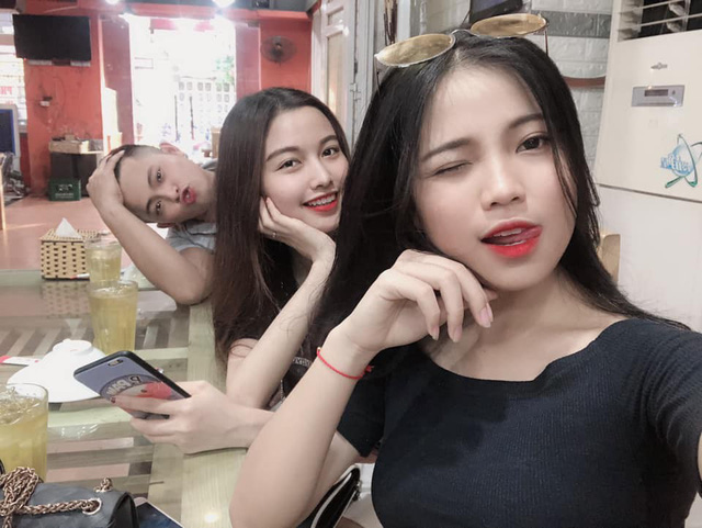 Cộng đồng xôn xao trước group game nhiều... gái thật nhất hiện nay: Người sexy bỏng mắt, người cute có thừa - Ảnh 14.