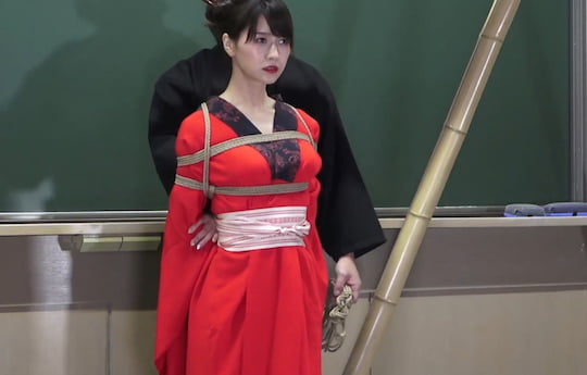 Sợ nghệ thuật thất truyền, đại học Kyoto dạy sinh viên cách trói khêu gợi y như phim 18+ - Ảnh 4.