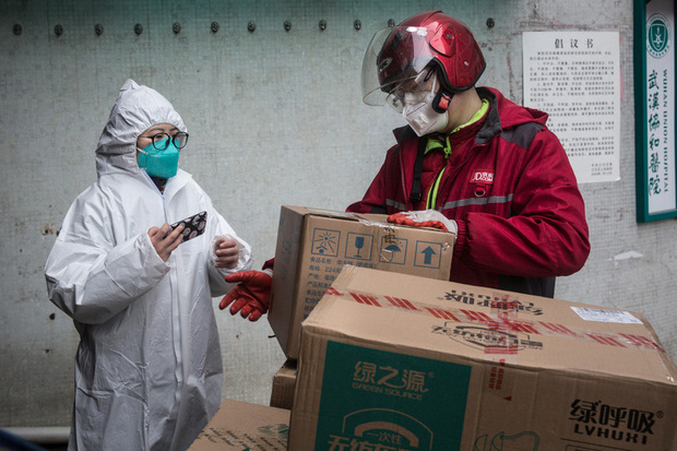 Số người chết vì virus Vũ Hán đã lên 258 người, gần 12.000 người nhiễm bệnh, các nước siết chặt di chuyển của hành khách đến từ Trung Quốc - Ảnh 1.