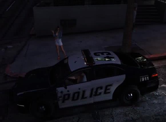 GTA 5: Đóng vai cảnh sát đi lùng “gái bán hoa” để thực thi công lý, cái kết khiến game thủ há mồm ngạc nhiên - Ảnh 3.
