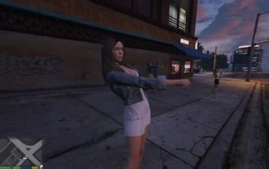 GTA 5: Đóng vai cảnh sát đi lùng “gái bán hoa” để thực thi công lý, cái kết khiến game thủ há mồm ngạc nhiên - Ảnh 2.