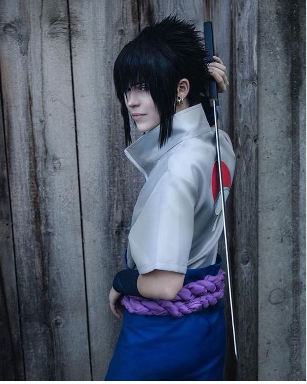 Naruto: Ngắm cosplay Sasuke mới thấy anh chàng này là Fashionista của thế giới ninja - Ảnh 1.
