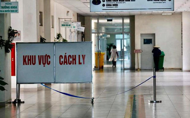 Việt Nam ghi nhận thêm 2 ca nhiễm COVID-19: Tài xế riêng và bác ruột của bệnh nhân thứ 17 - Ảnh 1.