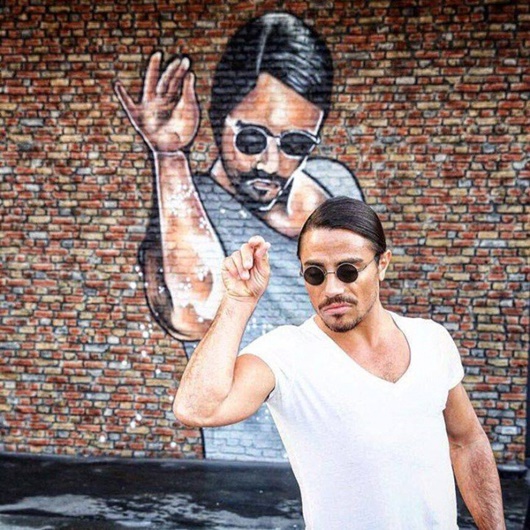 Điều kiện để được Thánh rắc muối Salt Bae phục vụ: giàu có hay sự nổi tiếng là chưa đủ - Ảnh 1.