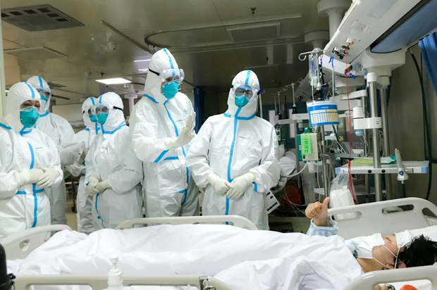 Việt Nam ghi nhận ca nhiễm Covid-19 thứ 21: Nam hành khách ngồi gần hàng ghế máy bay với nữ bệnh nhân số 17 - Ảnh 1.