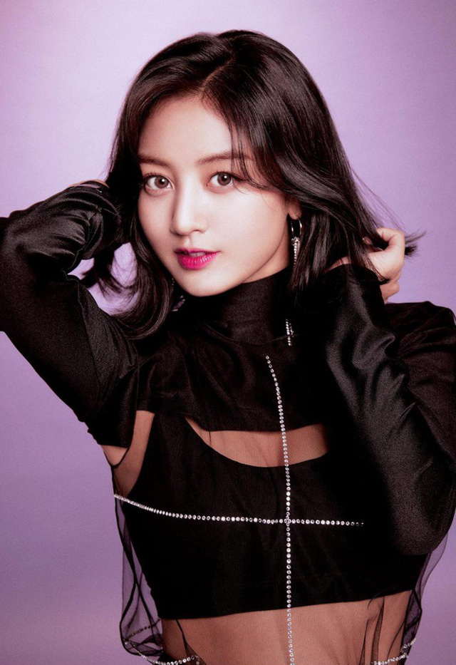 Nữ idol TWICE - Jihyo: Chỉ có LMHT mới mang lại niềm vui, vì trong game tôi được là chính mình - Ảnh 4.