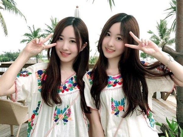 Một tuổi đã được coi là cặp song sinh đẹp nhất châu Á, 17 năm sau hai cô nàng vẫn mang vẻ đẹp thiên thần - Ảnh 6.