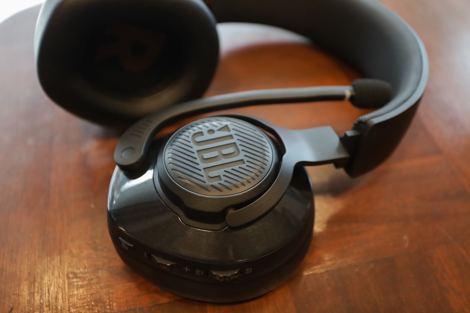 JBL Quantum 400 – Điện Máy Hào Kiệt