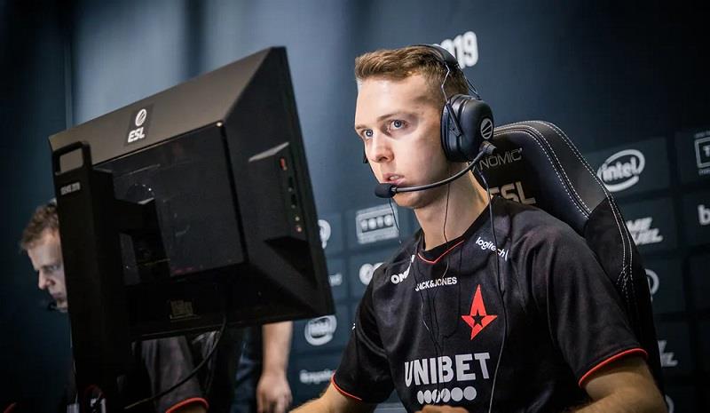Thi đấu online và sự tác động tới nền CS:GO chuyên nghiệp - Ảnh 5. Thi đấu online và sự tác động tới nền CS:GO chuyên nghiệp - Ảnh 5.