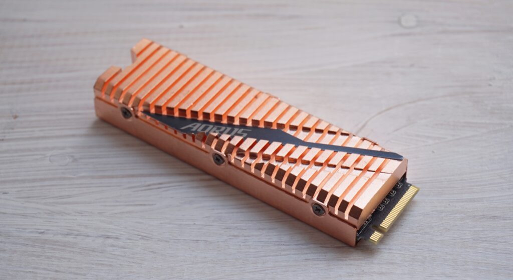 SSD PCIe NVMe là gì, nó khác biệt như thế nào so với SSD SATA? - Ảnh 5.