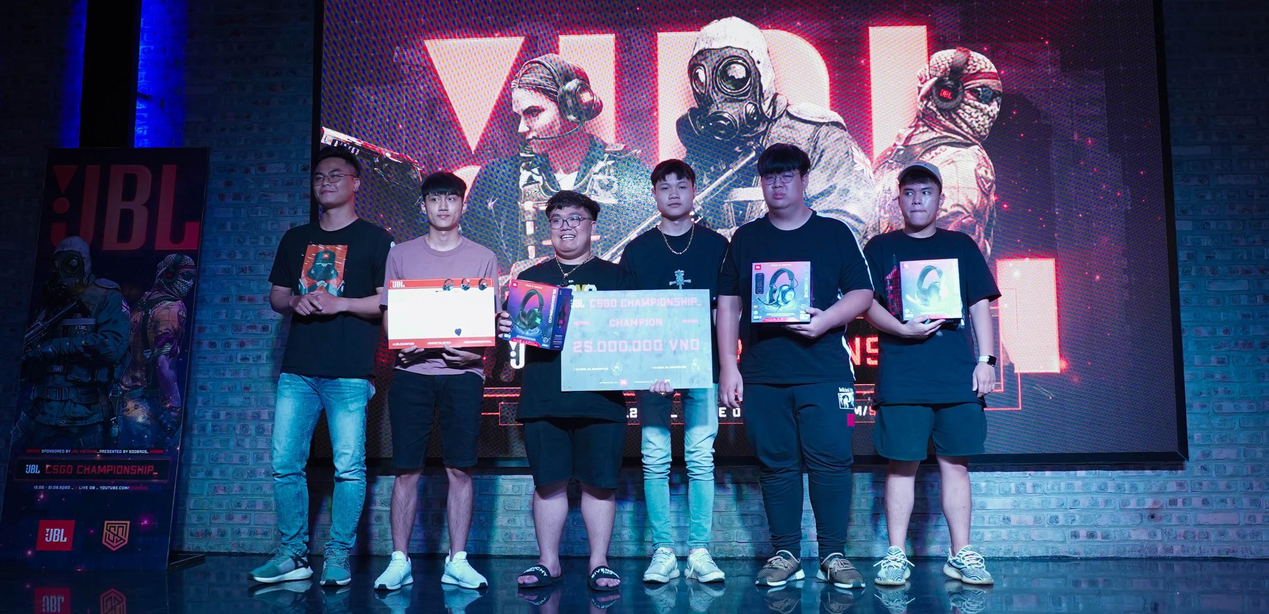Revolution khẳng định vị thế đội tuyển CS:GO số 1 Việt Nam, lên ngôi vô ...