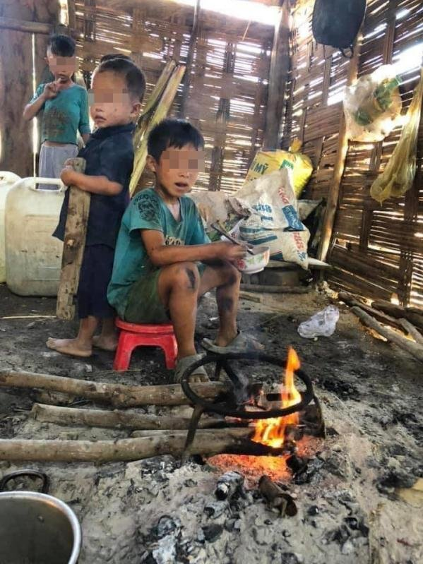 Bát cơm đầy ve sầu của cậu học trò nghèo vùng cao khiến dân mạng bùi ngùi, thương cảm - Ảnh 2.