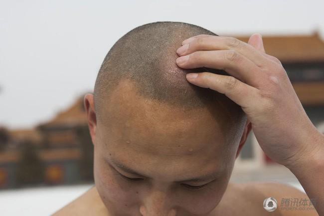 Top 7 võ công Thiếu Lâm trấn phái ngoài đời thực, tập luyện cực khổ đến trầy da tróc vẩy nhưng sức mạnh thực chiến hầu như... bằng 0 - Ảnh 12. Top 7 võ công Thiếu Lâm trấn phái ngoài đời thực, tập luyện cực khổ đến trầy da tróc vẩy nhưng sức mạnh thực chiến hầu như... bằng 0 - Ảnh 12.