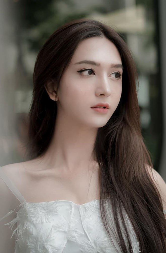 Chuyển giới đẹp hơn hot girl, cô gái Sài thành khiến cộng đồng mạng trầm trồ, không tin nổi vào mắt mình - Ảnh 3. Chuyển giới đẹp hơn hot girl, cô gái Sài thành khiến cộng đồng mạng trầm trồ, không tin nổi vào mắt mình - Ảnh 3.