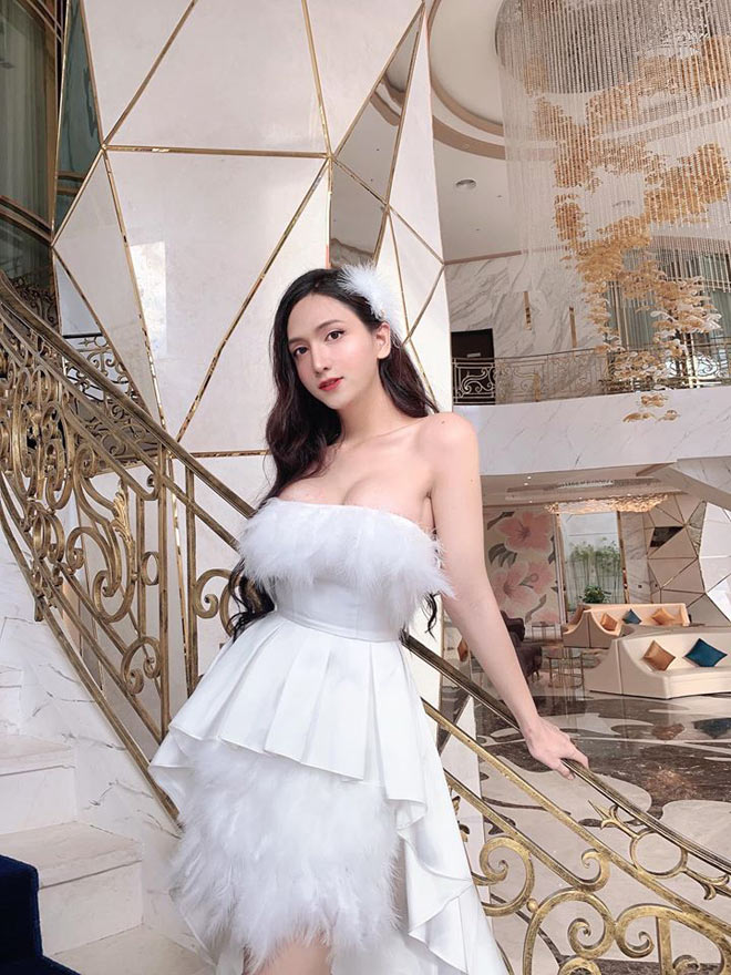 Chuyển giới đẹp hơn hot girl, cô gái Sài thành khiến cộng đồng mạng trầm trồ, không tin nổi vào mắt mình - Ảnh 8. Chuyển giới đẹp hơn hot girl, cô gái Sài thành khiến cộng đồng mạng trầm trồ, không tin nổi vào mắt mình - Ảnh 8.