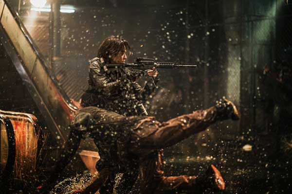 Chuyện bi hài ở Peninsula (Train To Busan 2): Zombie chỉ là cameo, trong khi các tay đua giật sạch spotlight - Ảnh 10. Chuyện bi hài ở Peninsula (Train To Busan 2): Zombie chỉ là cameo, trong khi các tay đua giật sạch spotlight - Ảnh 10.