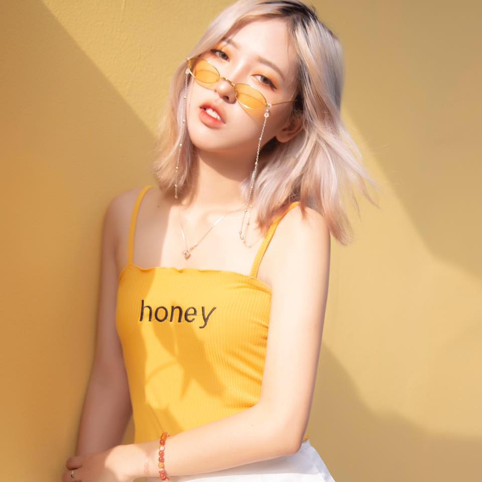 Buột mồm chê group toàn đực rựa, game thủ trắng mắt khi gái xinh công khai ảnh chính chủ để chứng minh, toàn hàng khủng version khó thở - Ảnh 24. Buột mồm chê group toàn đực rựa, game thủ trắng mắt khi gái xinh công khai ảnh chính chủ để chứng minh, toàn hàng khủng version khó thở - Ảnh 24.