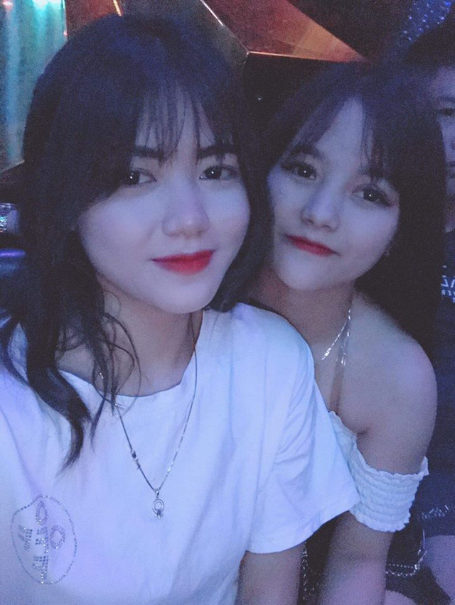 Góc mlem: Hot girl Thục Sơn thế hệ Z khoe ảnh, check in sexy điên đảo sau 1 đêm khiến 500 anh em không kịp đỡ - Ảnh 6. Góc mlem: Hot girl Thục Sơn thế hệ Z khoe ảnh, check in sexy điên đảo sau 1 đêm khiến 500 anh em không kịp đỡ - Ảnh 6.