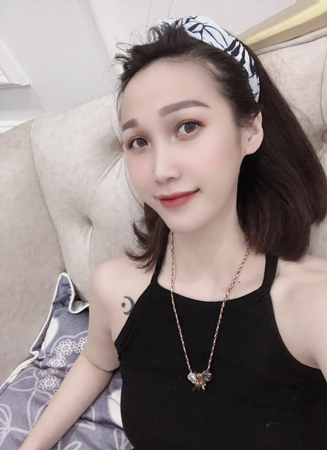 Góc mlem: Hot girl Thục Sơn thế hệ Z khoe ảnh, check in sexy điên đảo sau 1 đêm khiến 500 anh em không kịp đỡ - Ảnh 8. Góc mlem: Hot girl Thục Sơn thế hệ Z khoe ảnh, check in sexy điên đảo sau 1 đêm khiến 500 anh em không kịp đỡ - Ảnh 8.