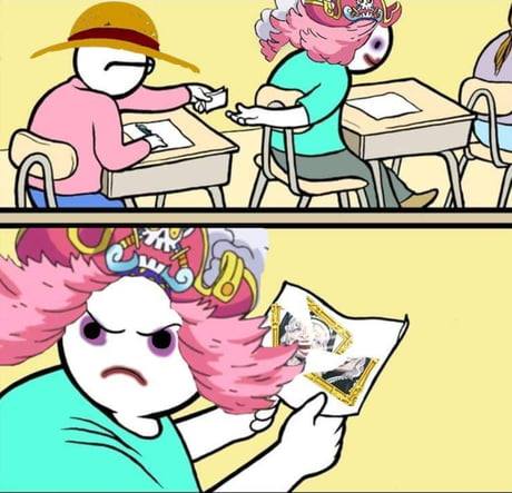 Ảnh chế Big Mom bị Luffy phá tại Đảo Bánh