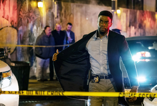 Chadwick Boseman: Từ trung vệ bóng bầu dục được giới phê bình ưu ái đến vương tử Báo Đen nhiệt huyết của Marvel - Ảnh 4.