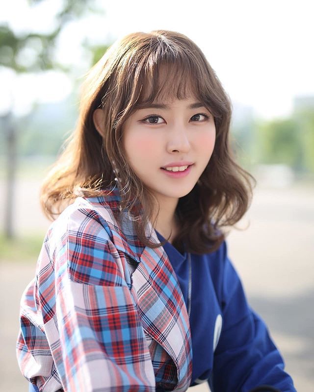 Jung Ha Na - cô nàng streamer xinh đẹp và đa tài của Hàn Quốc