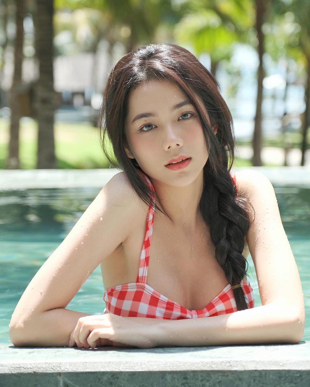 Lên đầu trang báo nước ngoài vì những bộ ảnh nội y gợi cảm, hot girl Việt sở hữu số đo ba vòng 90-60-89 khiến người hâm mộ không khỏi trầm trồ trước vẻ đẹp của cô - Ảnh 9.