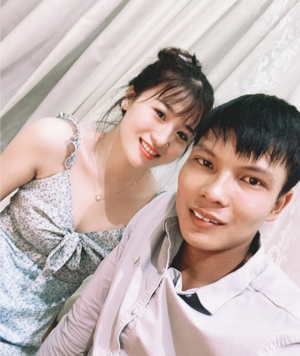 Bạn gái Lộc Fuho làm clip tuyên bố đủ 1 triệu view thì sẽ bay vào Nha Trang tỏ tình với chàng Youtuber, dân mạng rần rần phản đối - Ảnh 1. Bạn gái Lộc Fuho làm clip tuyên bố đủ 1 triệu view thì sẽ bay vào Nha Trang tỏ tình với chàng Youtuber, dân mạng rần rần phản đối - Ảnh 1.