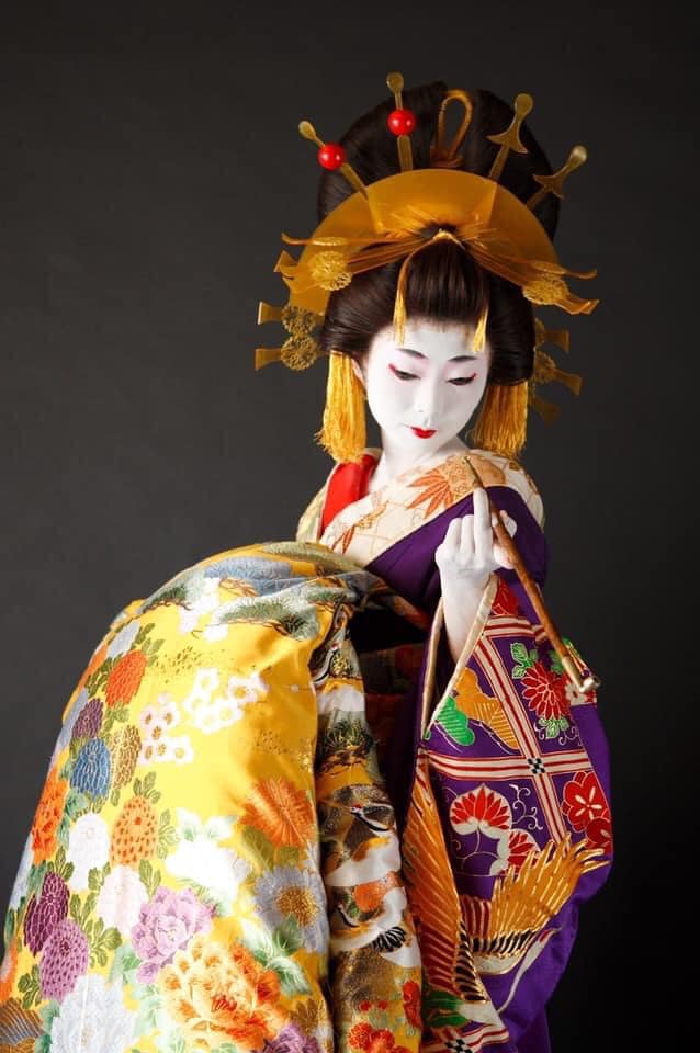 Chuyện ly kỳ về kỹ nữ Oiran và lý do họ trở thành một phần văn hóa nổi tiếng của Nhật Bản - Ảnh 1.