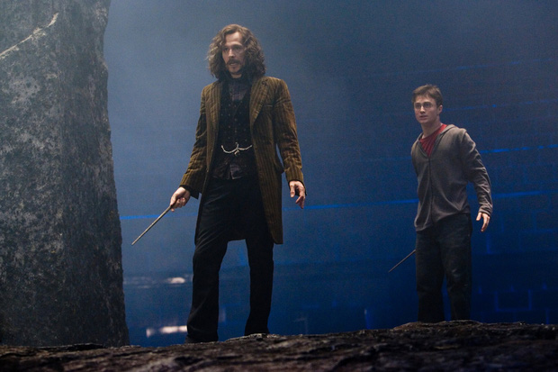 4 điều tồi tệ nhất Harry Potter từng làm thật khó để tha thứ: Gián tiếp hại chết chú Sirius, dã man nhất là hành động cuối cùng với Draco! - Ảnh 2.