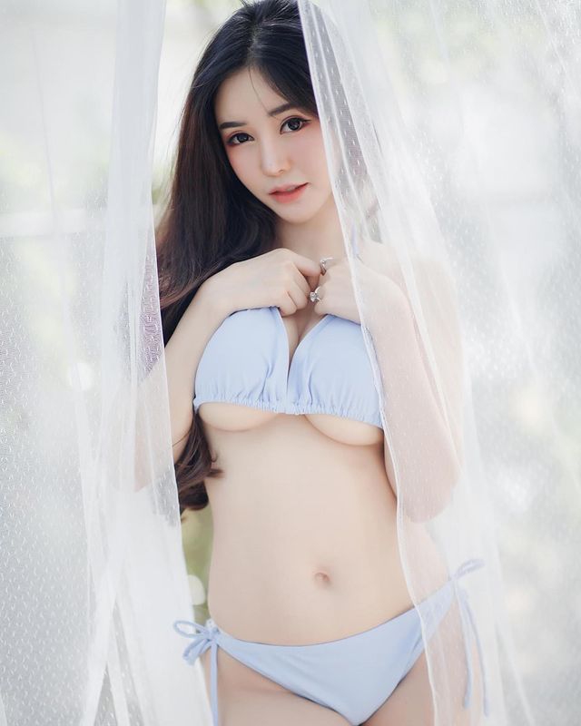 Đội mũ rơm như Luffy, nàng hot girl thần tiên tỷ tỷ có vòng một ngoại cỡ chật bikini khiến CĐM xôn xao tìm kiếm - Ảnh 6.