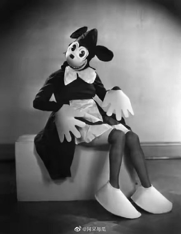 Loạt ảnh chuột Mickey với bộ hàm kinh dị 66 năm trước gây sốc MXH, leo cả hot search bên Trung - Ảnh 9.