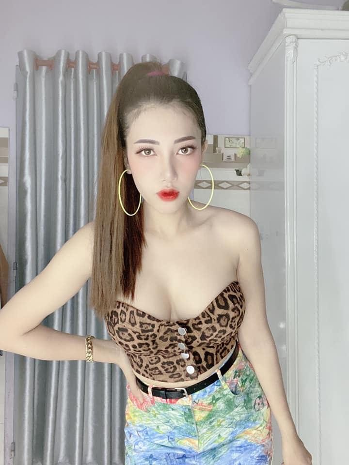 Nữ DJ quyến rũ quyết đấu Thiên thần 9x, đường đua GunGun Got Talent đang nóng hơn cả cái nóng mùa hè! - Ảnh 7. Nữ DJ quyến rũ quyết đấu Thiên thần 9x, đường đua GunGun Got Talent đang nóng hơn cả cái nóng mùa hè! - Ảnh 7.