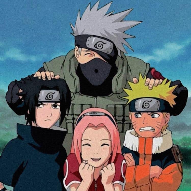 Hãy khám phá một Đội 7 đầy hài hước và tình bạn qua hình ảnh! Naruto, Sasuke, Sakura và Kakashi không chỉ là một đội chiến đấu, họ còn là một gia đình thân thiết, luôn sẵn sàng giúp đỡ và bù đắp cho nhau. Nếu bạn muốn có một trải nghiệm khó quên và vui vẻ, hãy xem hình ảnh Đội 7 hài hước này.