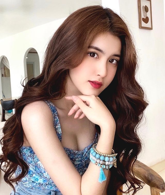 Quá xinh đẹp và gợi cảm, nàng hot girl Việt được CĐM nháo nhào xin link, bất ngờ khoe thu nhập gần trăm triệu mỗi tháng - Ảnh 10.