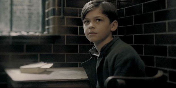 14 khoảnh khắc chứng tỏ Harry Potter chi tiết đến sợ, dự báo luôn kết cục của Voldemort mà chẳng ai để ý! - Ảnh 3.
