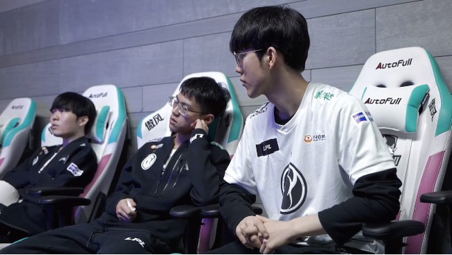 Nhận thất bại cay đắng và đánh mất tấm vé playoffs LPL Mùa Hè 2021, IG Rookie phải lên tiếng xin lỗi khán giả - Ảnh 2.