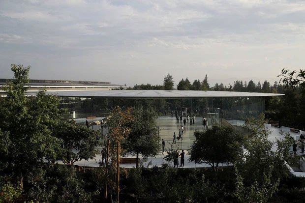 Cận cảnh Apple Park, trụ sở không hề ‘gắn’ vào Trái Đất của Apple, trị giá 5 tỷ USD - Ảnh 9.