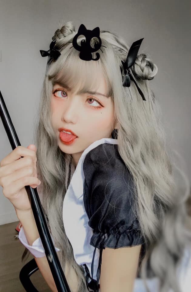 Bị fan chê tơi tả khi cosplay trên sóng, nữ streamer vẫn khiến người xem trầm trồ với bộ sưu tập tóc cực “máu lửa” - Ảnh 7.