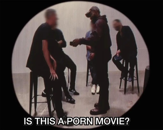 Kanye West khủng bố đối tác kinh doanh bằng phim khiêu dâm - Ảnh 2.