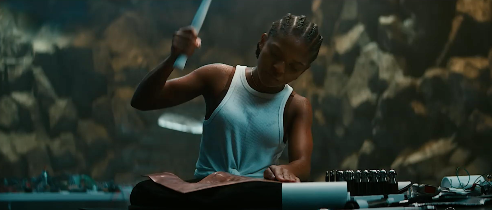 Black Panther: Wakanda Forever - Siêu phẩm giúp Marvel thở phào nhẹ nhõm - Ảnh 14.